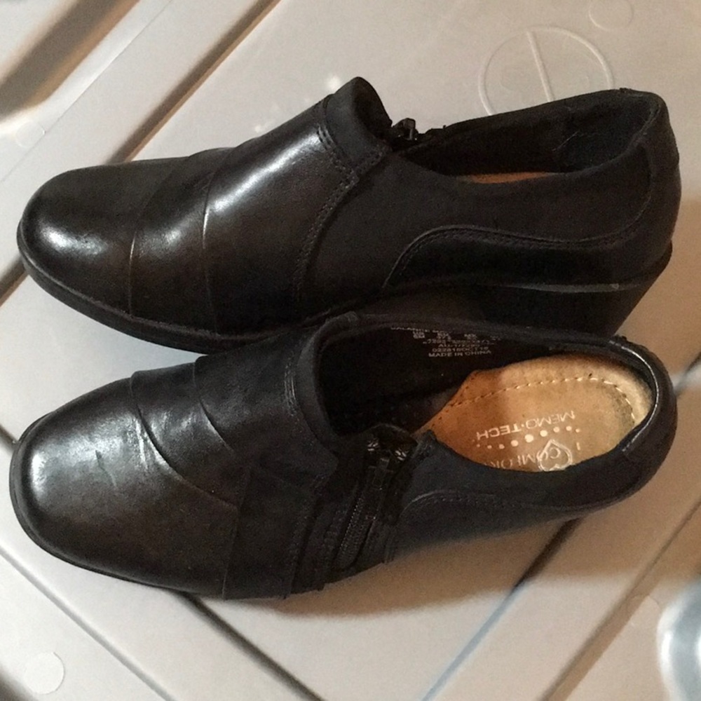 Women’s I ❤️Comfort MEMO TECH black side zip Sz 6 shoes